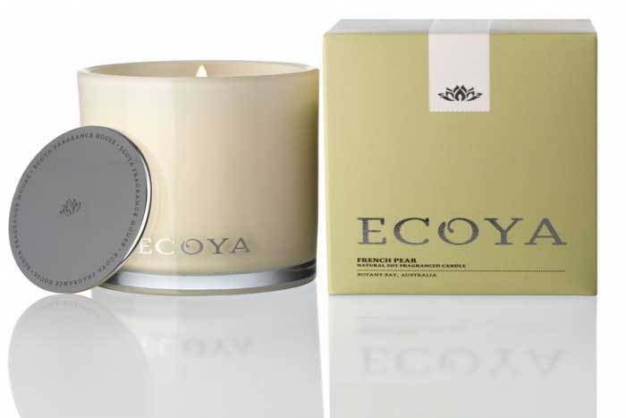 Winter Giveaway! Beautiful Flowers & ECOYA Candles