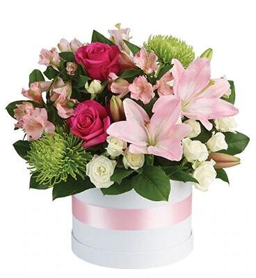 Elegant Chic Floral Arrangement